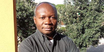 Da ingegnere elettronico a infermiere, la storia di Felix Kouame