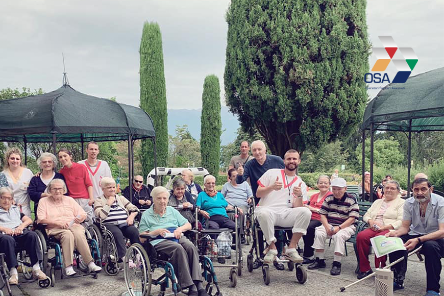 Giochi in giardino per gli ospiti della Residenza Bellagio