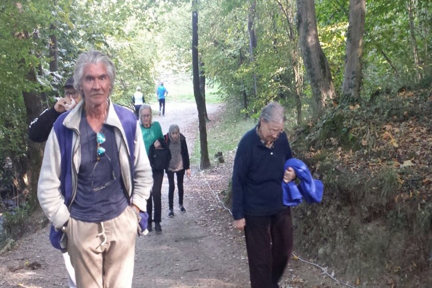 Gli ospiti della RSA Bellagio visitano il parco canile della Valbasca