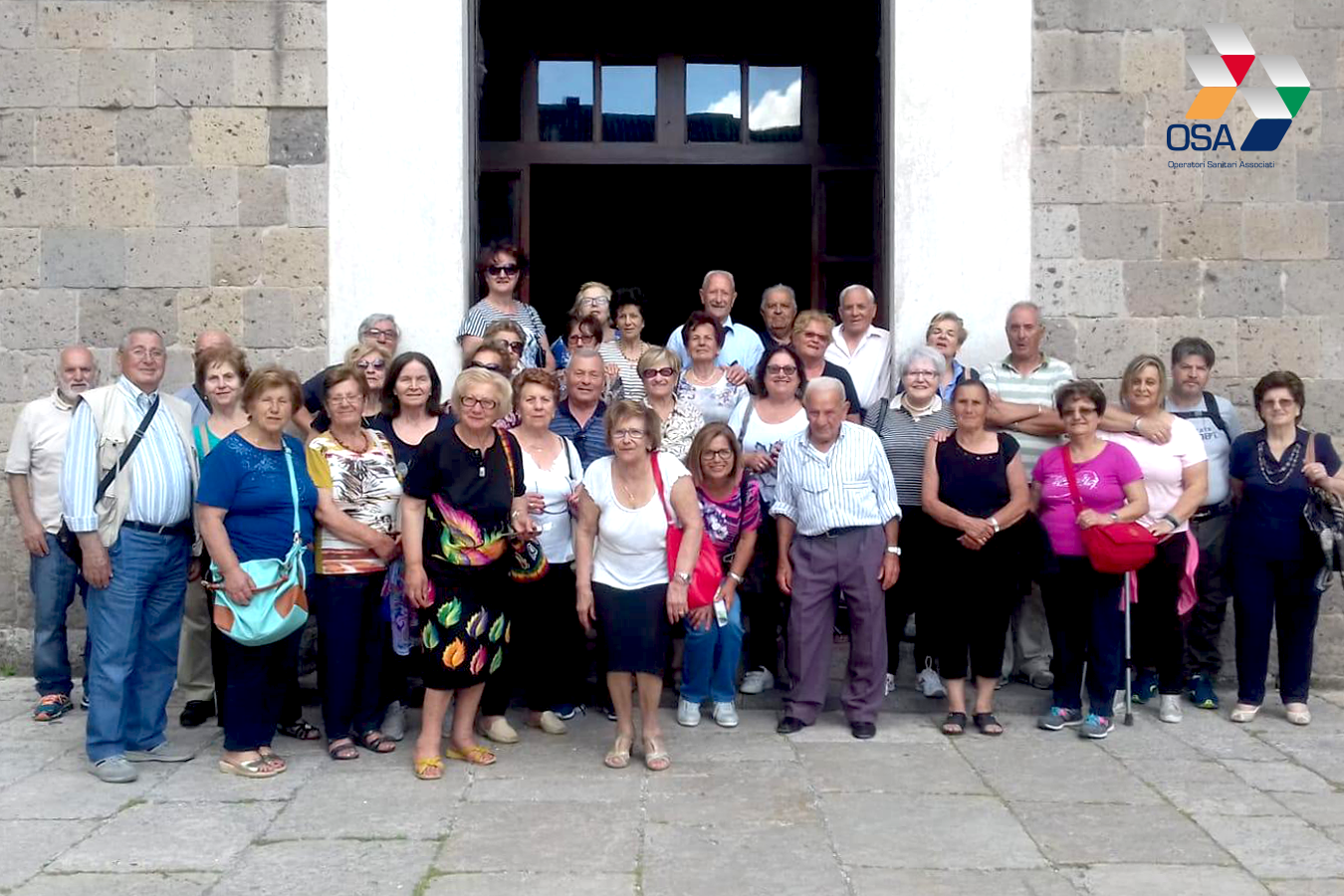 Il Centro anziani OSA di Frosinone in gita tra Caserta e San Leucio