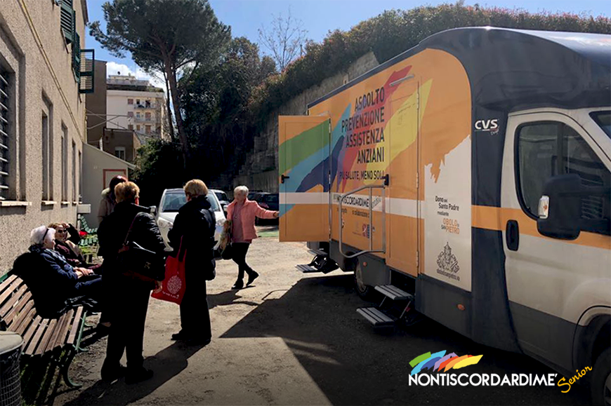 La rete di solidarietà  e amore creata da due volontarie NTSDM senior