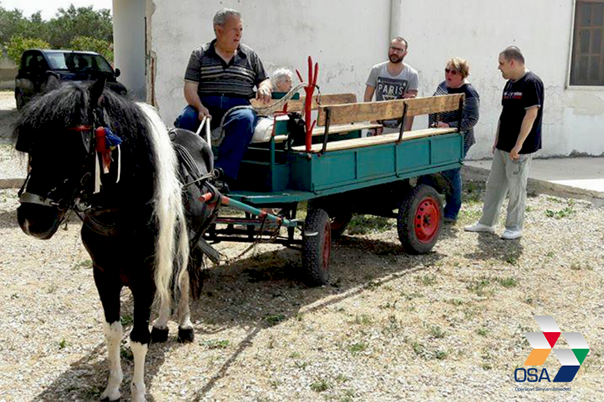 Primo maggio all’aria aperta per gli ospiti della Residenza Mesagne