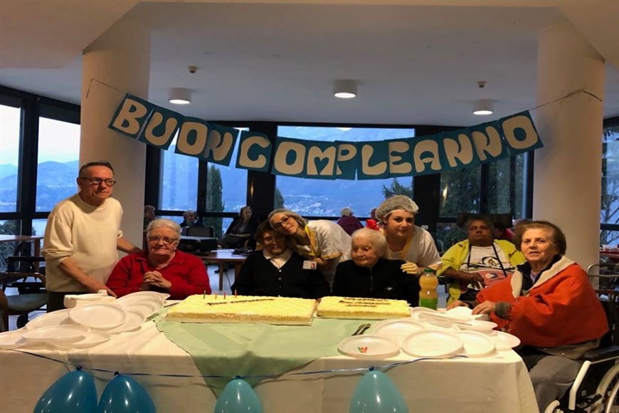 RSA Bellagio, grande festa per i 104 anni della signora Luciana